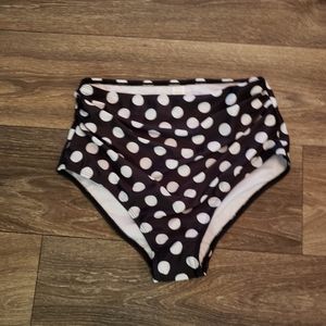 NWOT Black and white bathingsuit bottoms